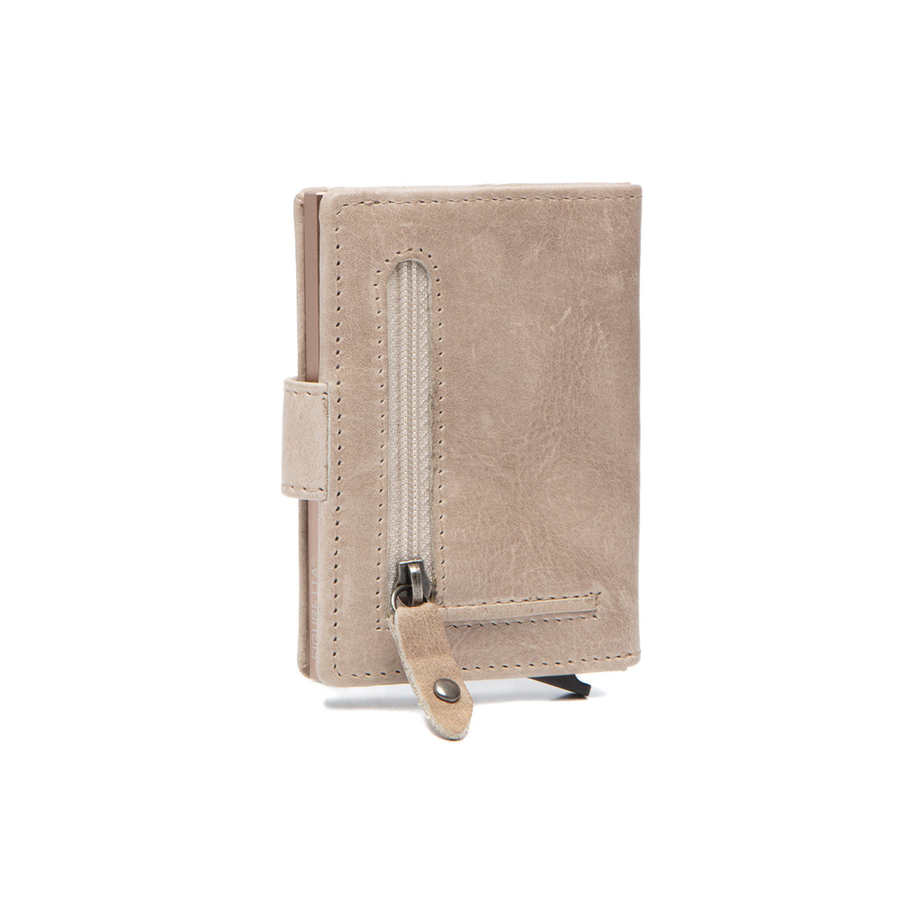 The Chesterfield Brand Pashouder 'Prague', Antique Buff