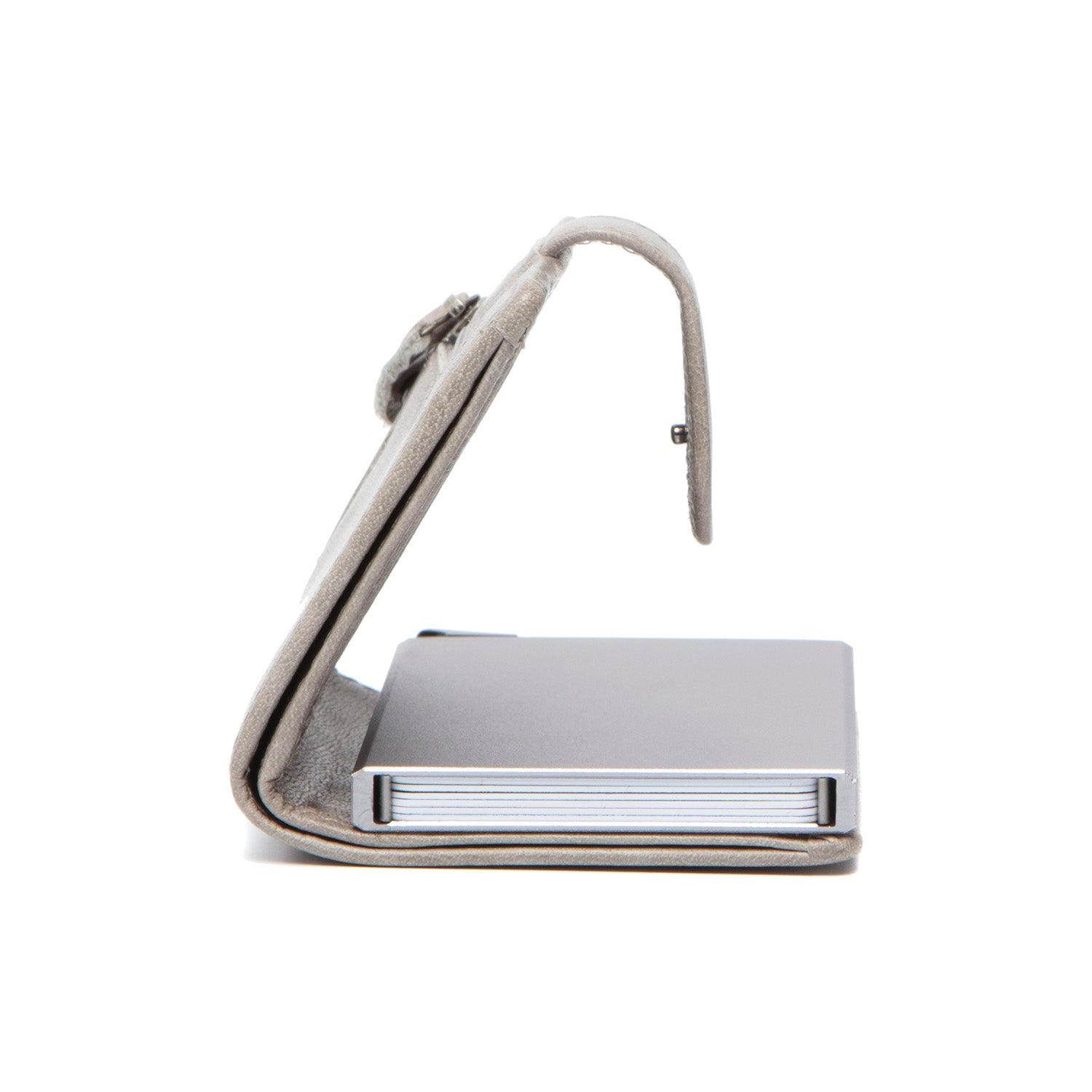 The Chesterfield Brand Pashouder 'Prague', Antique Buff